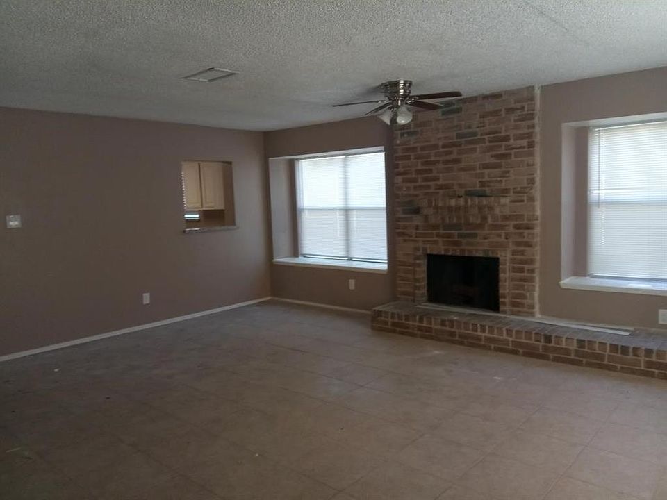 1st image of 16214 Los Altos Dr