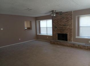 16214 Los Altos Dr, Houston, TX 77083