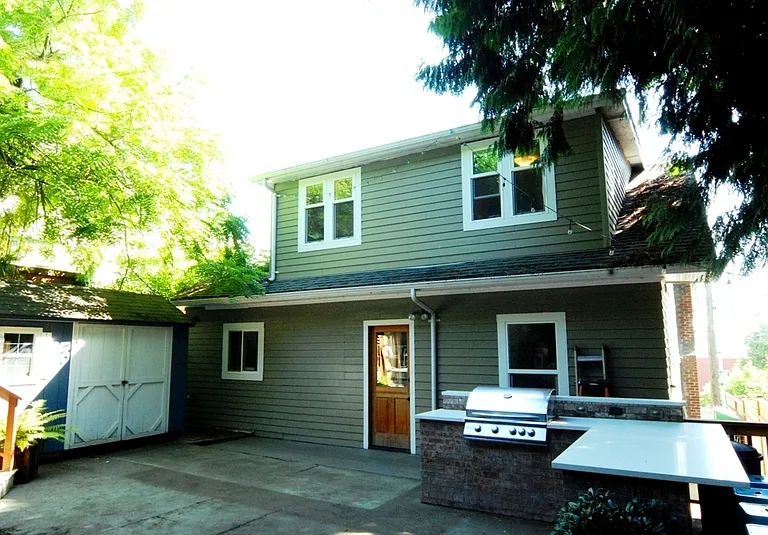3911 1st Ave NE — Photo 27