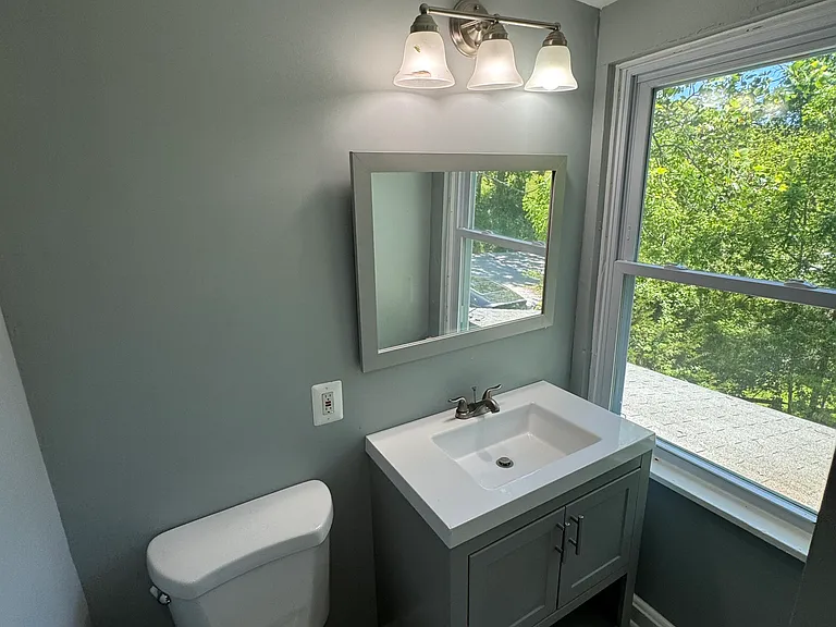 1316 Pleasant Valley Rd — Photo 12