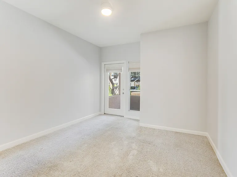 101 N 7th St #149 — Photo 27