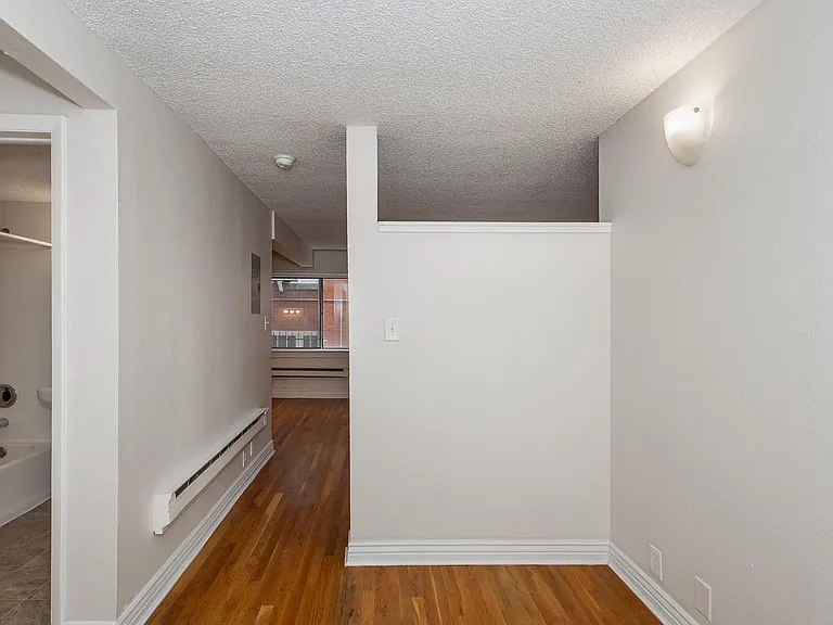 Grant Place — Photo 42