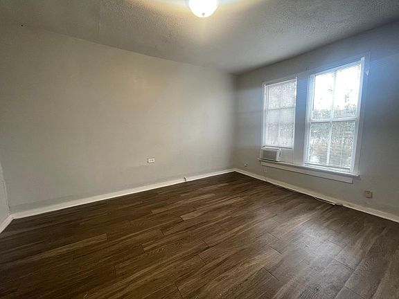 2nd image of 1702 Dakota St APT 1