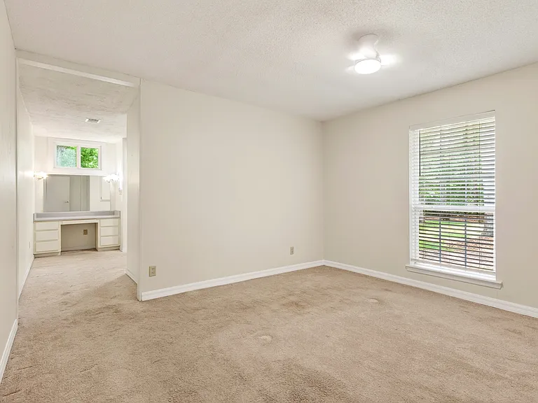 22316 Toler Rd — Photo 17