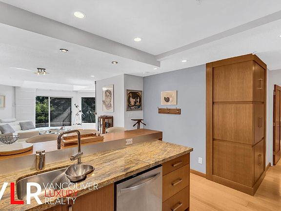 4th image of 1859 Spyglass Pl #410