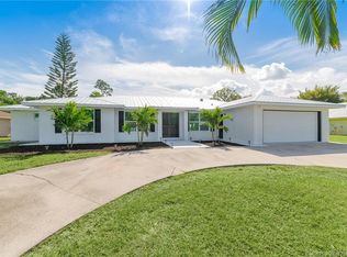 710 NE Town Ter, Jensen Beach, FL 34957