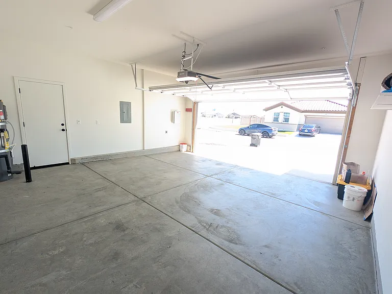 8341 Orla Way — Photo 24