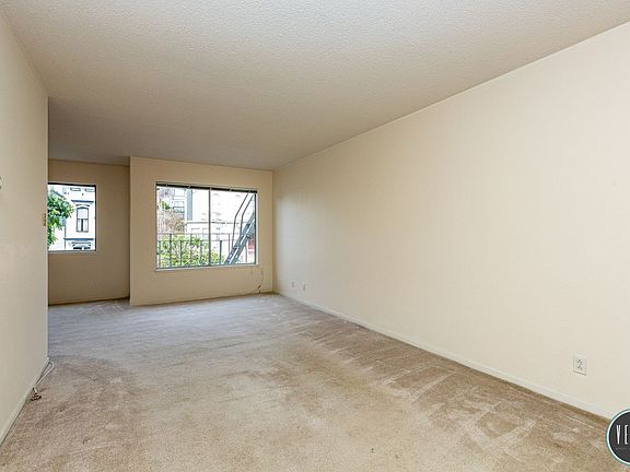 4th image of 2025 Pine St APT 5