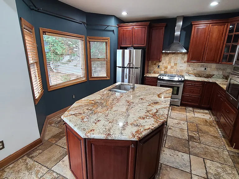 526 Moonachie Ave — Photo 11
