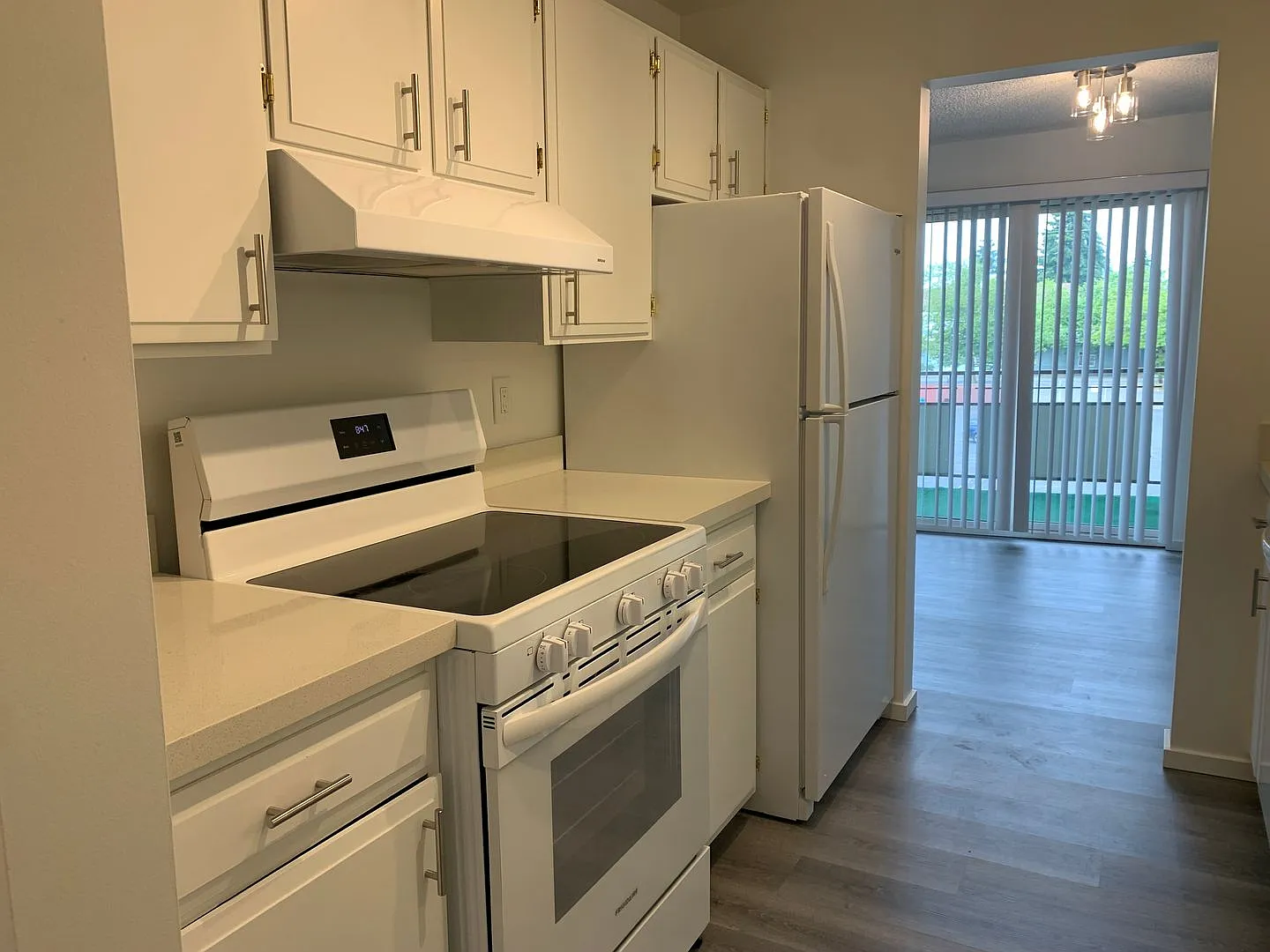Hillcliff Apartments — Photo 3
