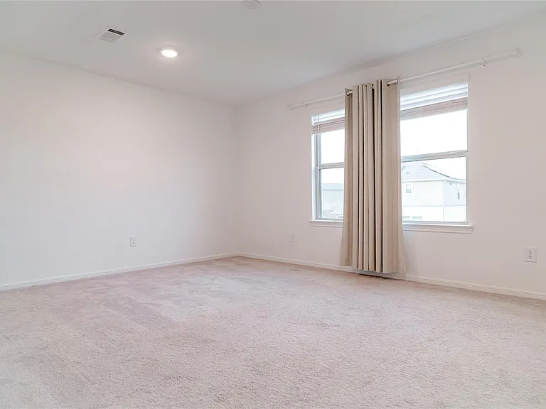 8214 Star Terrace Dr — Photo 17