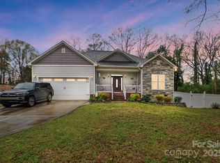 125 Jefferson Dr, Locust, NC 28097