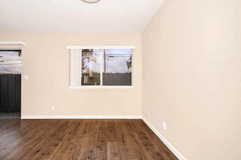 330 - 350 Curtner Avenue — Photo 3