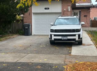 138 Muirland Cres, Brampton, ON L6X4G1