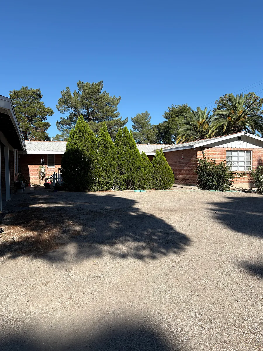 Building Photo - 3204 N Christmas Ave