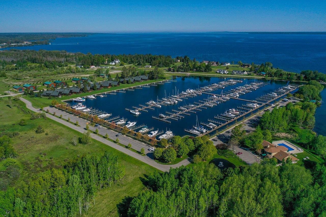 72 Boat Club Dr, Cheboygan, MI 49721 MLS 201827828 Zillow