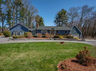 12 Dracut Rd, Hudson, NH 03051