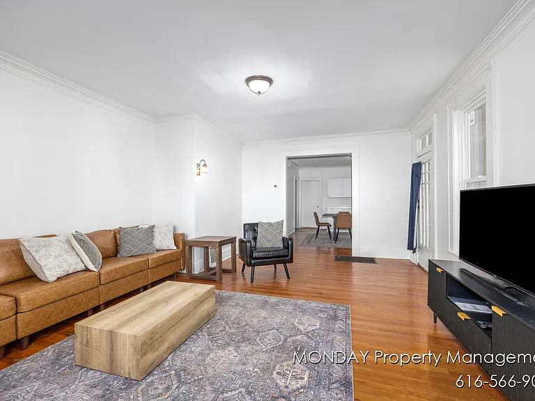 263 W Muskegon Ave #1 — Photo 11