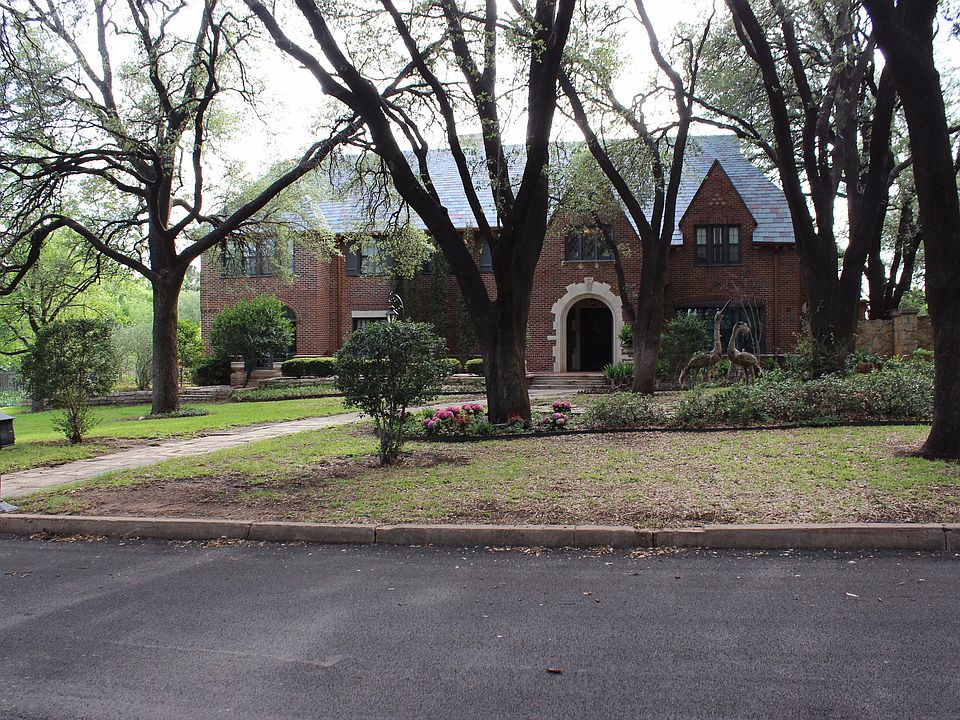 1st image of 770 Sayles Blvd