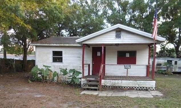 1st image of 6003 Estelle Ave