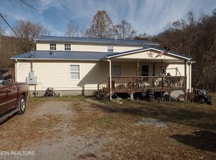 85 Bairds Ln, Evarts, KY 40828