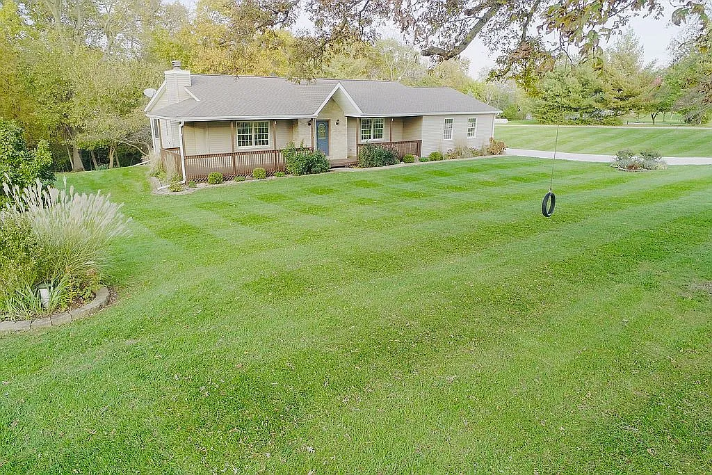 21510 Bulldog Blvd photo 1