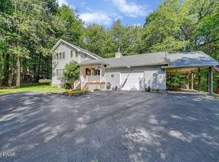 130 Daniels Rd, Hawley, PA 18428