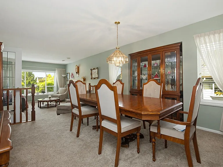 2165 Tower Ct — Photo 7