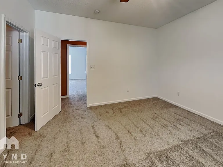 6325 Mallard View Ln — Photo 15
