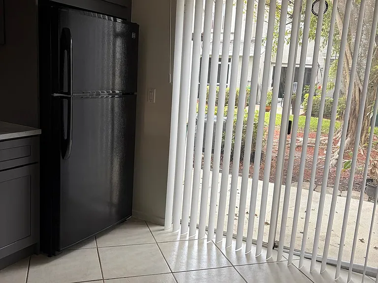11040 Sand Piper Ct — Photo 3