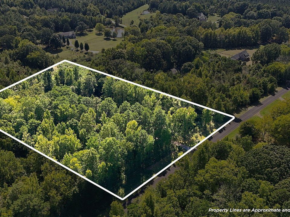1st image of 392 Lonnie Fields Rd