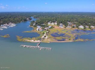 215 Windchase Ln, Wilmington, NC 28409