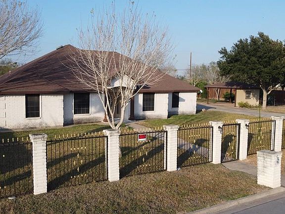4th image of 1130 Oneida Cir