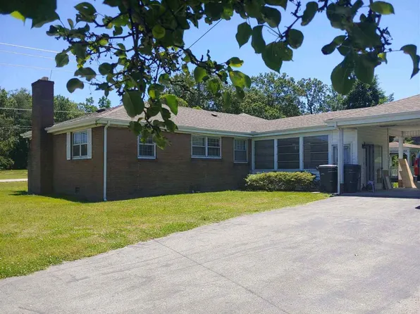 1365 Main St W, White Pine, TN 37890
