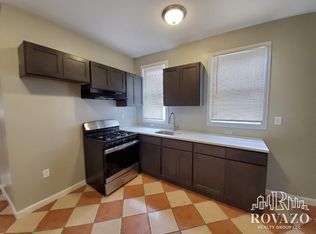 333 21st St FLOOR 2, Irvington, NJ 07111