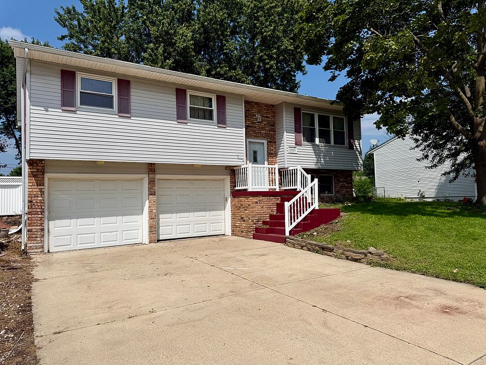 1st image of 1059 Meadow Ln