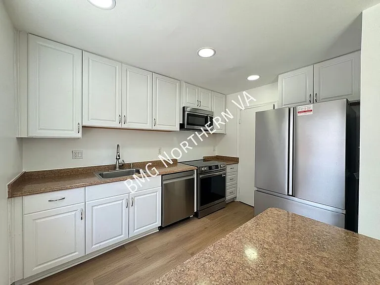 8763 Bretton Woods Dr — Photo 9