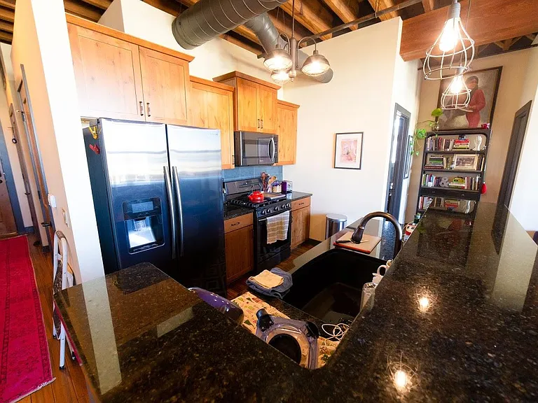 Apartment 404