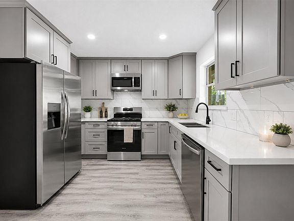 4th image of 10431 Long River Dr