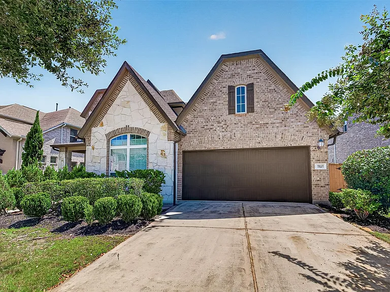 11611 Arbirlot Dr — Photo 3