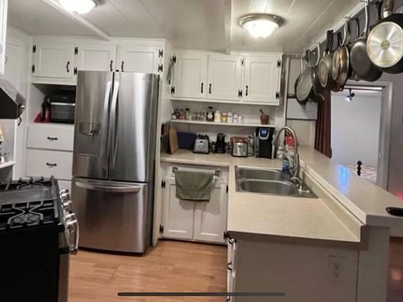 5th image of 780 Lone Mountain Rd #O