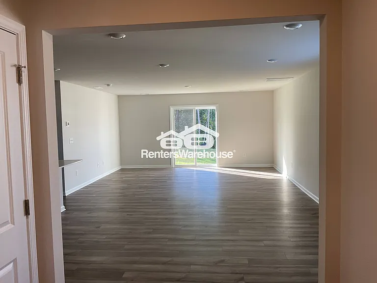 10203 Chatham Run Ln — Photo 8