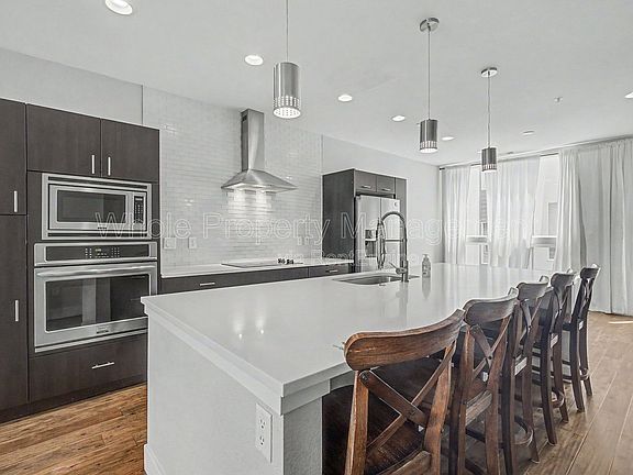 3rd image of 5737 W 17th Ave