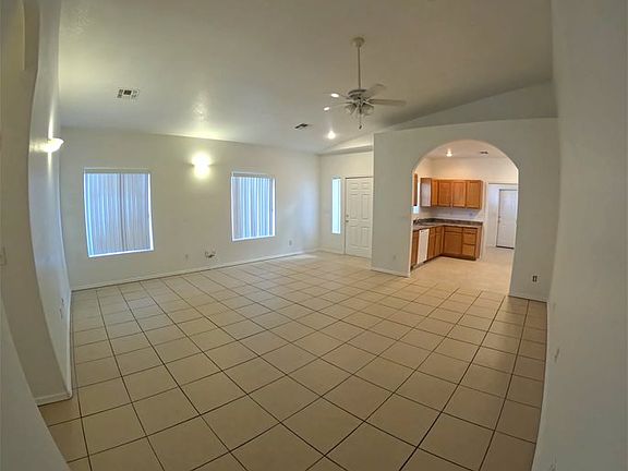 4th image of 835 Baseline Rd