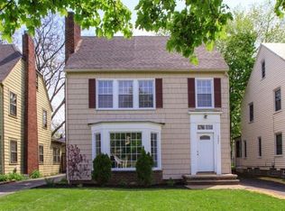 3627 Strathavon Rd #2, Cleveland, OH 44120