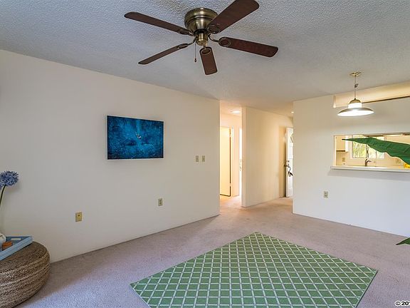 3rd image of 160 Keonekai Rd APT 27-102