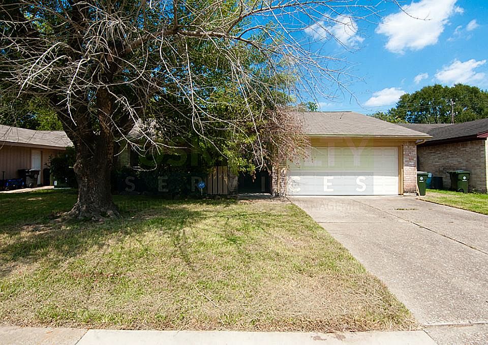 1st image of 1210 Ravenscourt Dr