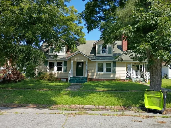 208 W Green St, Robersonville, NC 27871