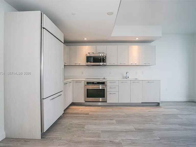 55 SW 9th St #2907 — Photo 3