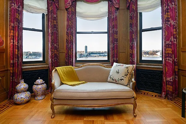 Sold by Corcoran | media 10